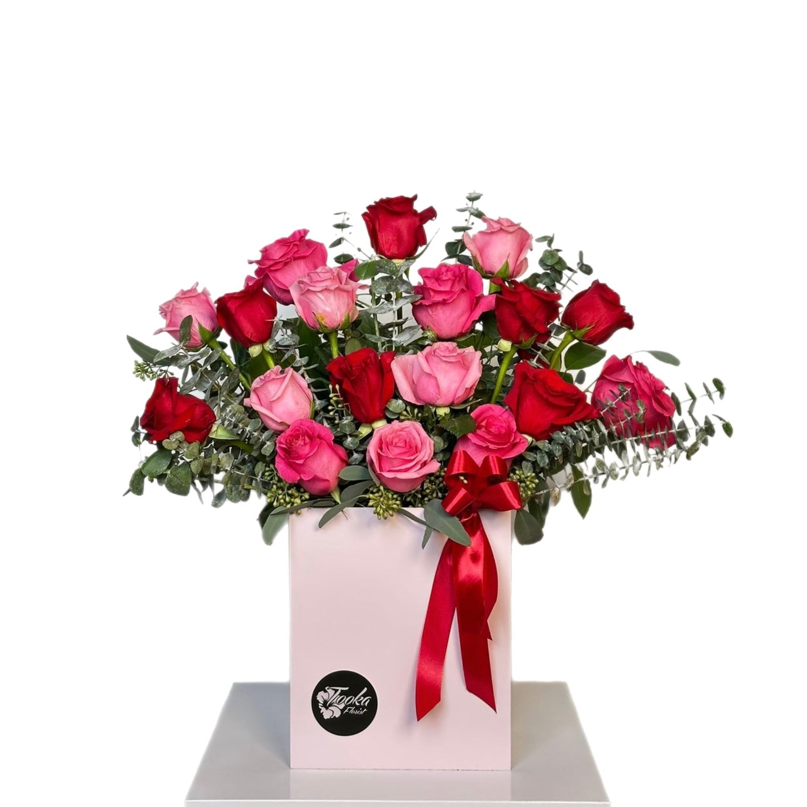 Hearts in Bloom Rose Box Hearts in Bloom Rose Box - Image 1